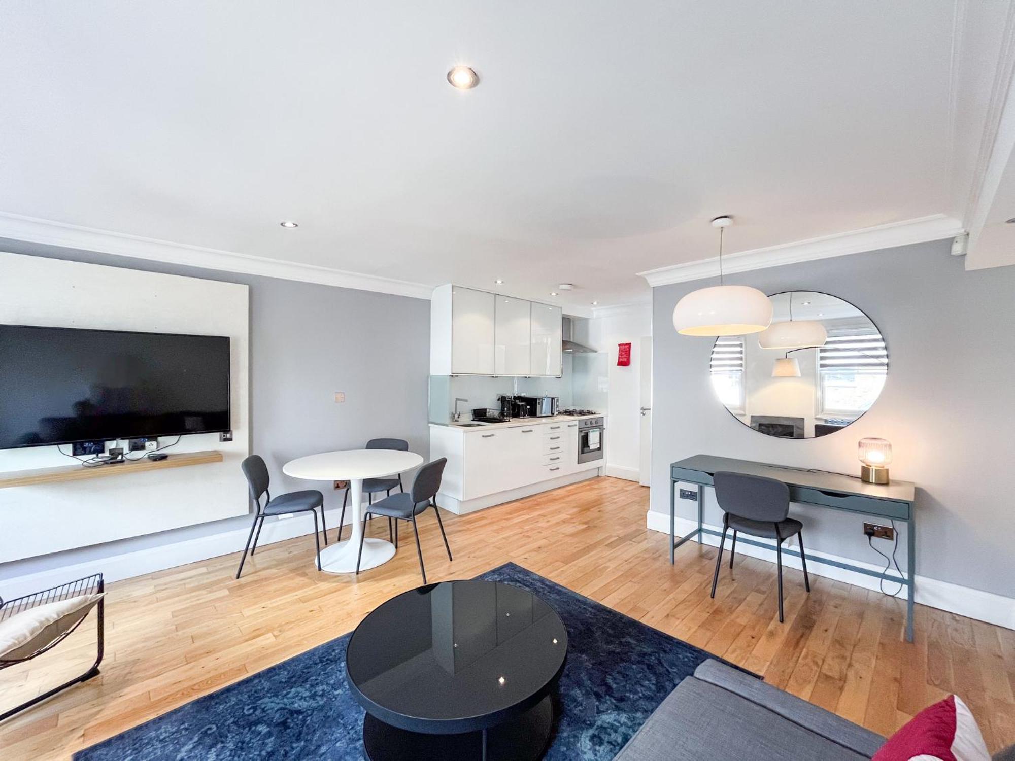 Large And Very Stylish Apartment P1 London Exterior photo